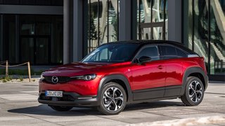 MAZDA LANCEERT VERNIEUWDE MAZDA MX-30 E-SKYACTIV R-EV