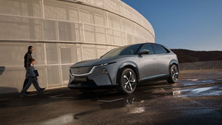 DE VOLLEDIG NIEUWE MAZDA CX 6e: ELEKTRISCHE PRESTATIES IN COMBINATIE MET INTELLIGENTE TECHNOLOGIE